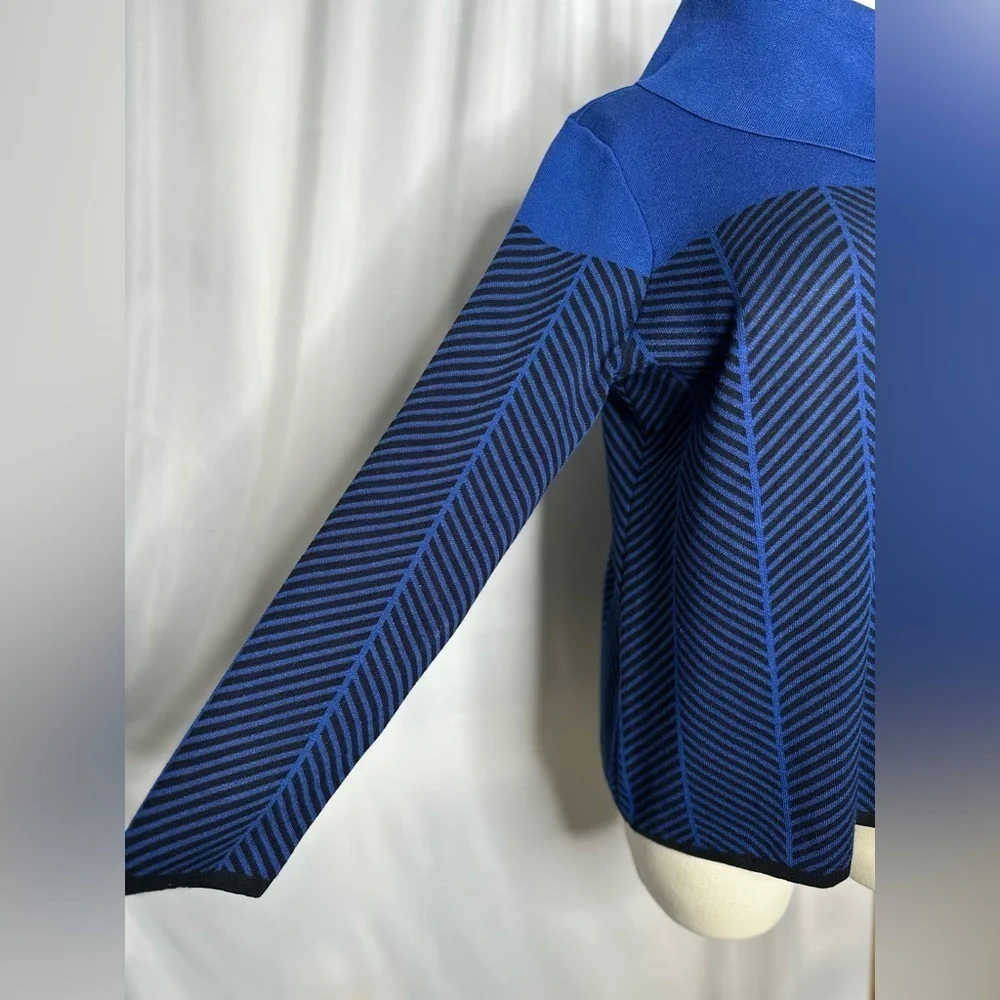 Investments beautiful knit